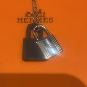 Hermès, O Kelly Necklace 