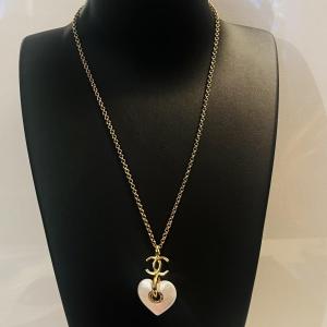 Chanel, Heart Necklace