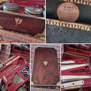 Travel Toiletry Bag Consulate Period Late 18th Century Royal Palace Militaria