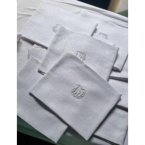 Set Of 10 Napkins In Linen Damask And Embroidered Thread, Early 20th Century