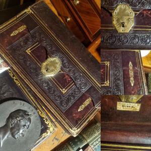 Wallet In Maroquin Susse A Paris Circa 1830/1840