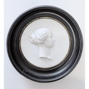 Sèvres Miniature Biscuit Porcelain Medallion, Portrait Of Eugénie, Empress Of The French, Signed Ref1112