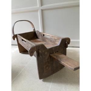 Cradle Folk Art Savoie Basque Country
