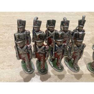 Lot Of 21 Quiralu Figurines Grenadiers Guards 1st Empire Soldiers