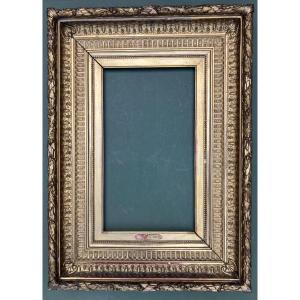 19th Century Frame In Wood And Gilded Stucco