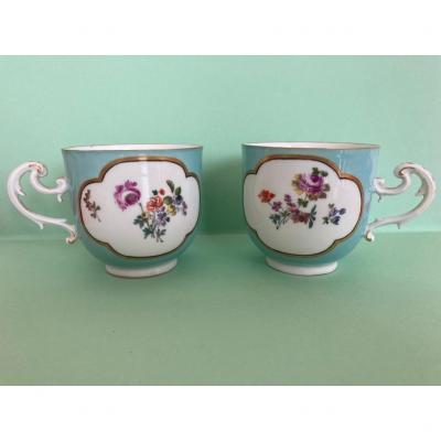 Meissen. Pair Of Porcelain Cups.
