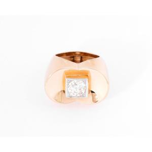 Tank Ring Adorned With A Diamond