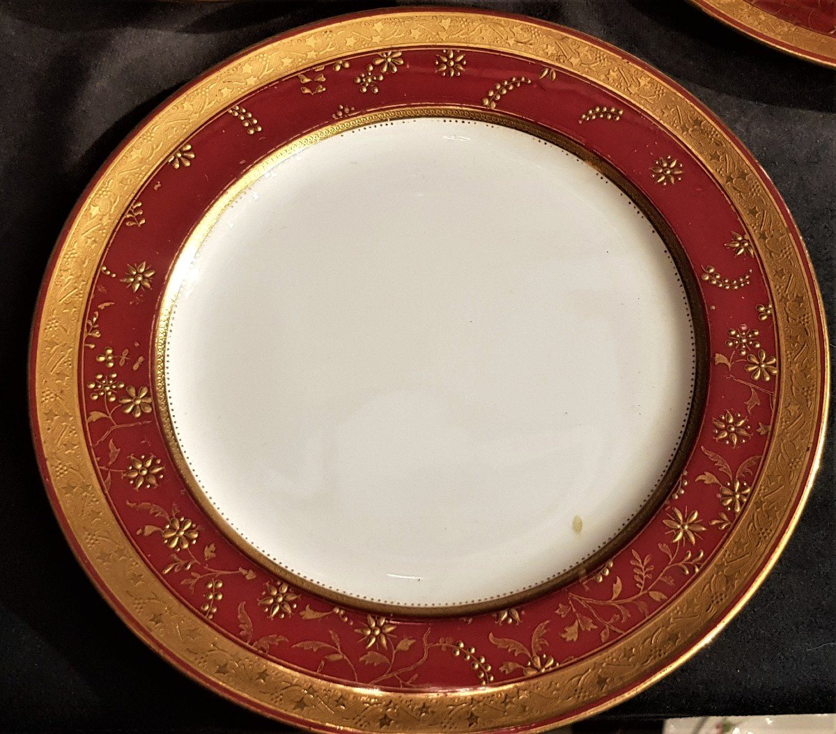 Serie di 6 piatti antichi In terraglia inglese Mintons decoro oro in rilievo-photo-1