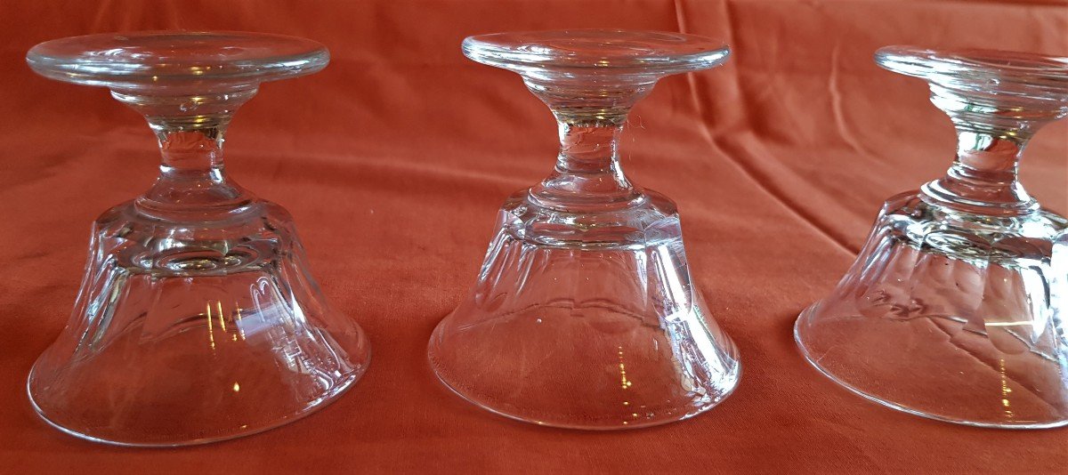 Lotto di 7 bicchierini antichi in cristallo sfaccettato per ciliegine sottospirito-photo-1