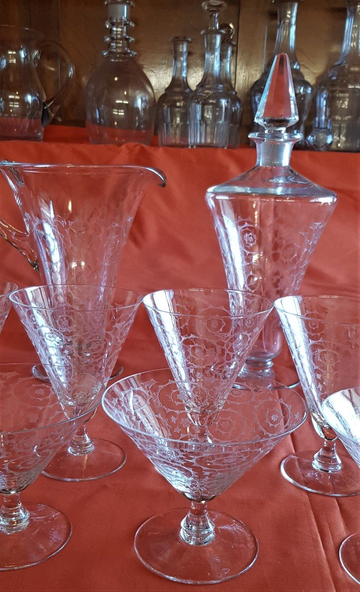 Set di 16 bicchieri + bottiglia e decanter in cristallo di Boemia serigrafato design anni '60