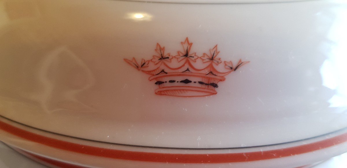 Insieme di 11 piatti e 1 zuppiera antichi in porcellana C. Garnier & cie con corona di marchese-photo-3