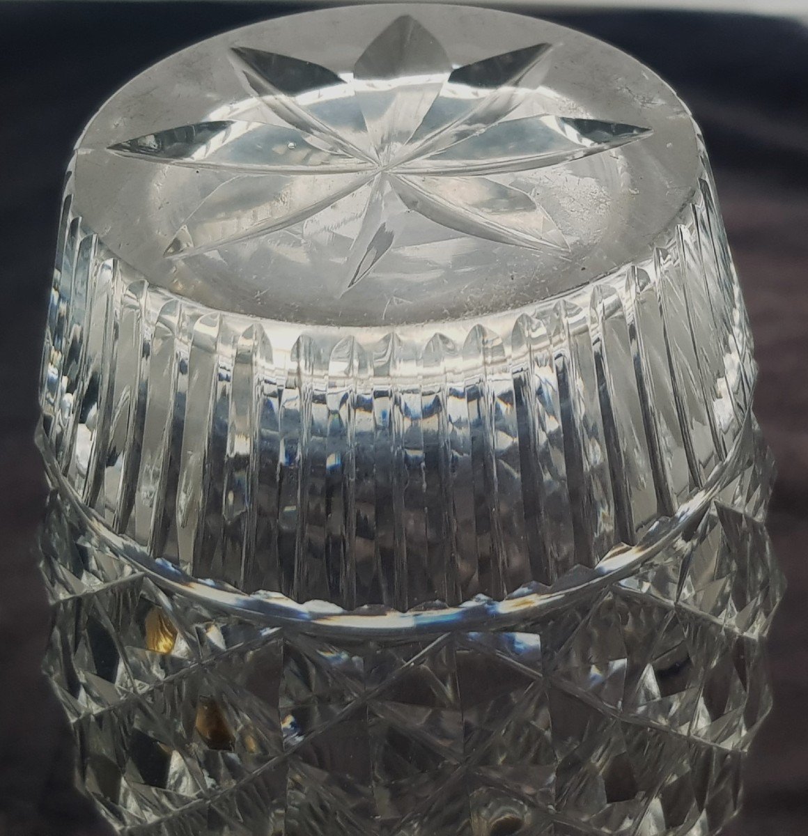 Bottiglia antica fine '800 in cristallo taglio a punta di diamante in stile inglese Regency-photo-1