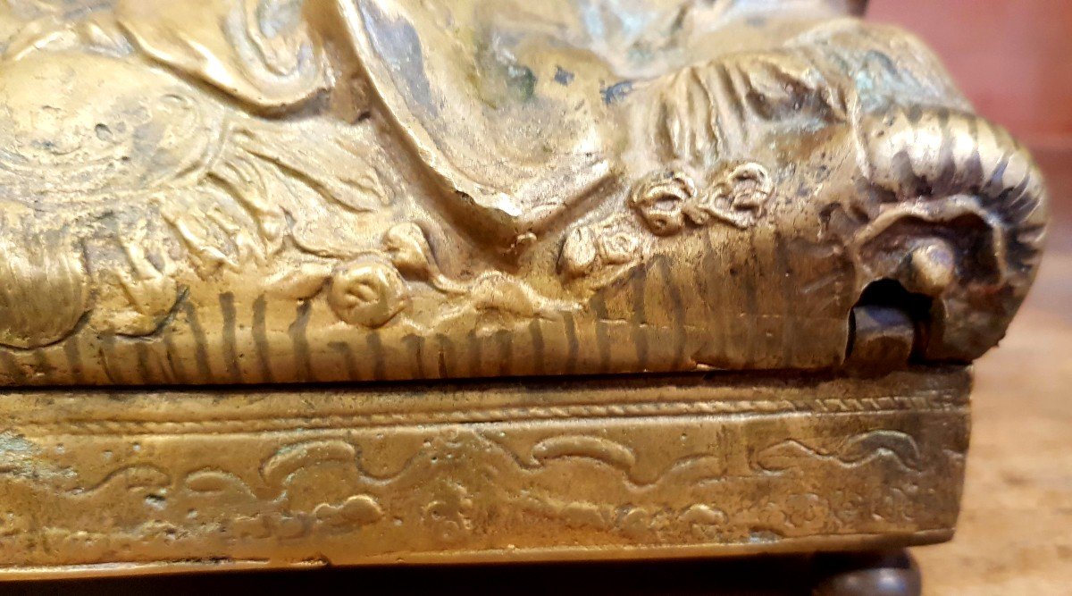 Scatola antica in bronzo  con apertura meccanica Erotica celata-photo-5