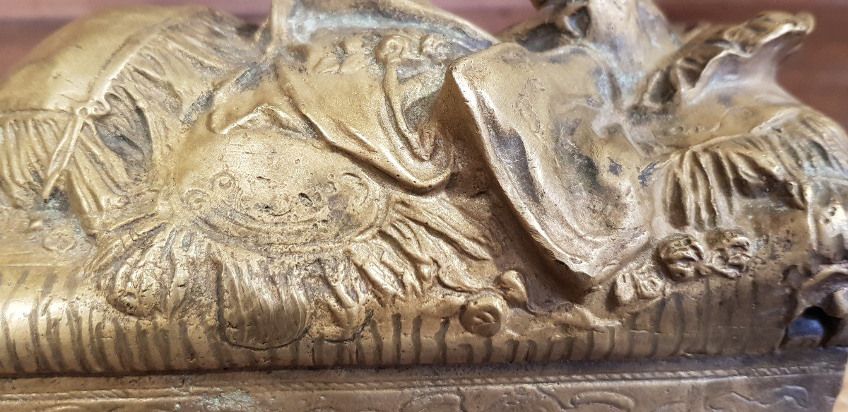 Scatola antica in bronzo  con apertura meccanica Erotica celata-photo-7