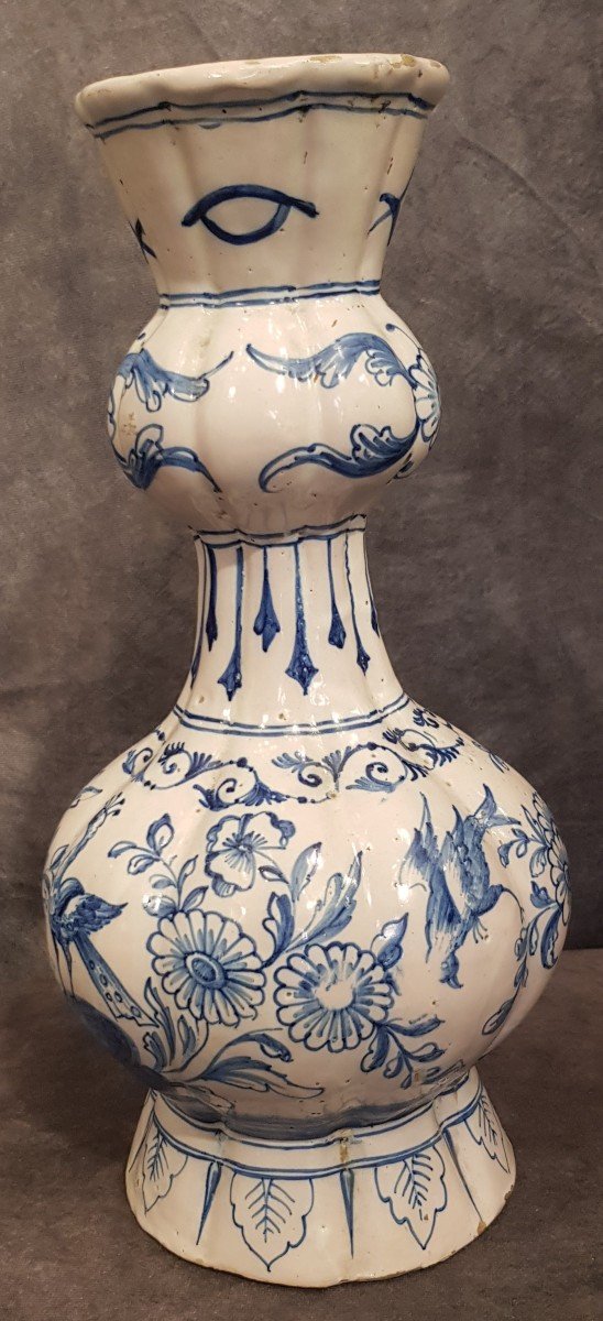 Antico vaso  in ceramica Knobble  dipinto a mano in blu Paesi Bassi Delft-photo-1