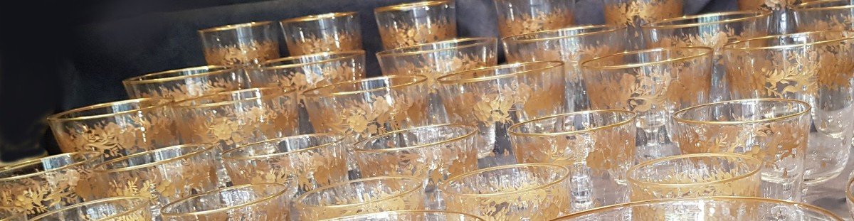 Lotto Di 24 Bicchieri In Cristallo Con Decoro Floreale Inciso E Dorato-photo-7