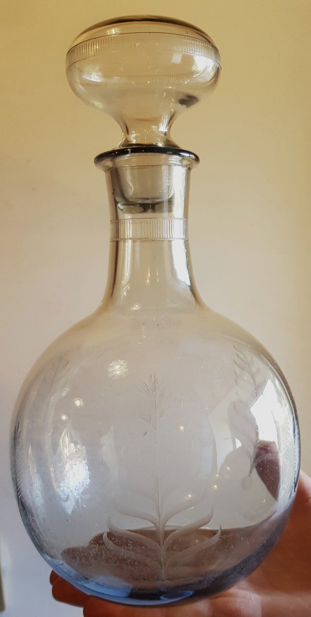 due bottiglie e una brocca in vetrodesign italiano degli anni '50-photo-1