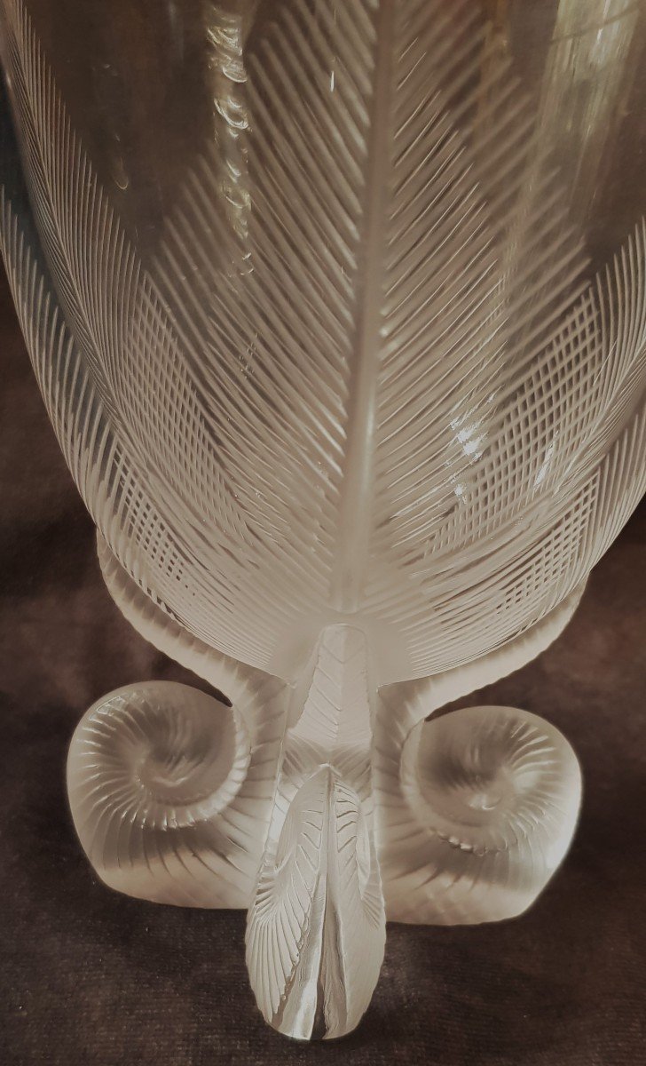 Vaso in Cristallo modernariato Lalique Mod. Osmonde