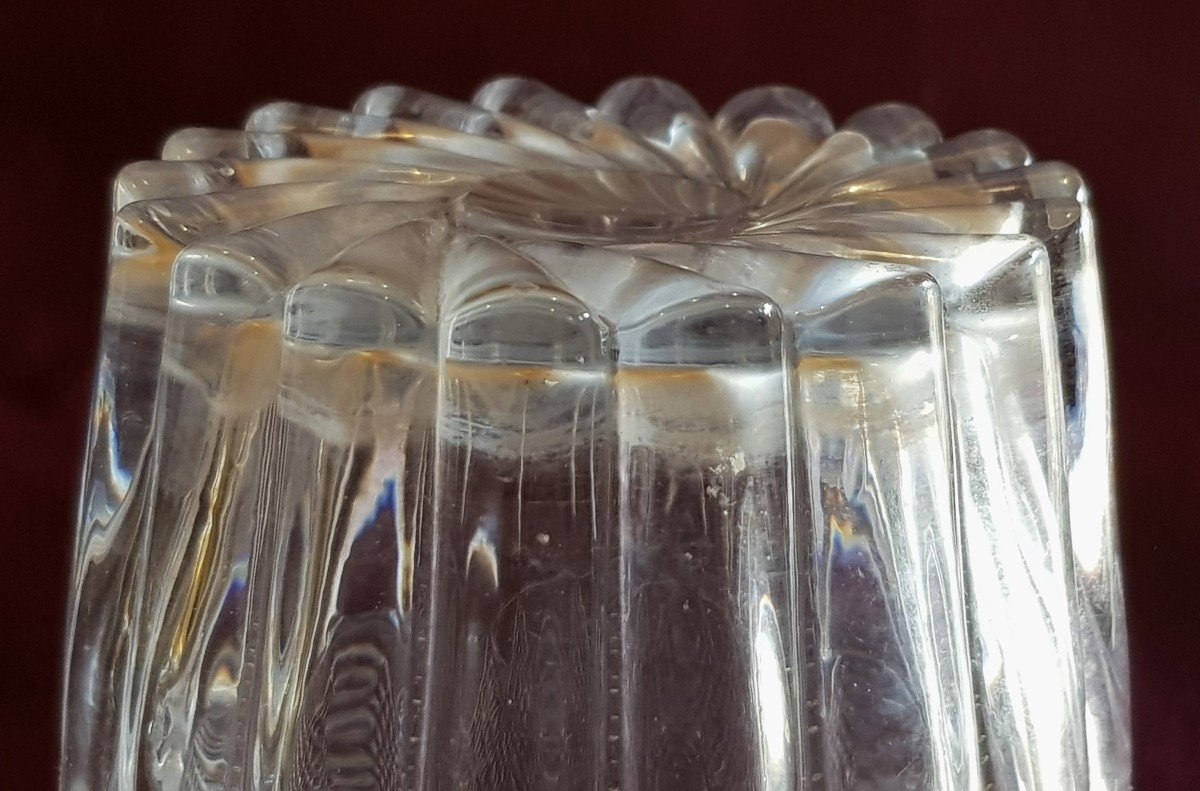 Bella bottiglia del XIX secolo in cristallo stampato e molato-photo-3