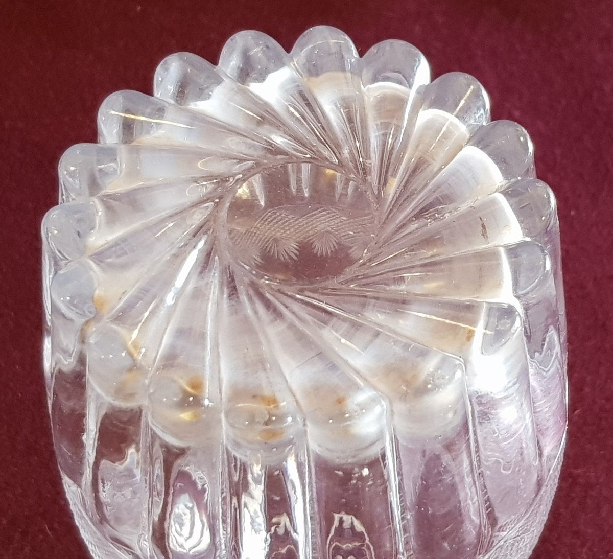 Bella bottiglia del XIX secolo in cristallo stampato e molato-photo-4
