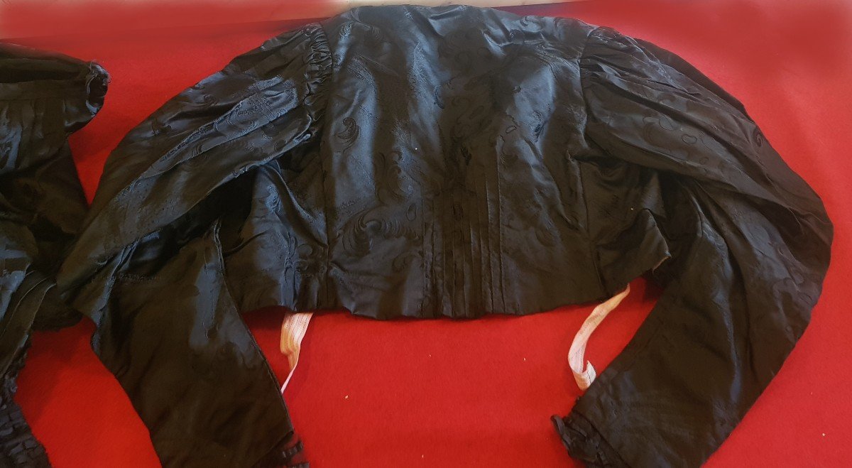 completo giacca e gonna della fine del XIX secolo-photo-1