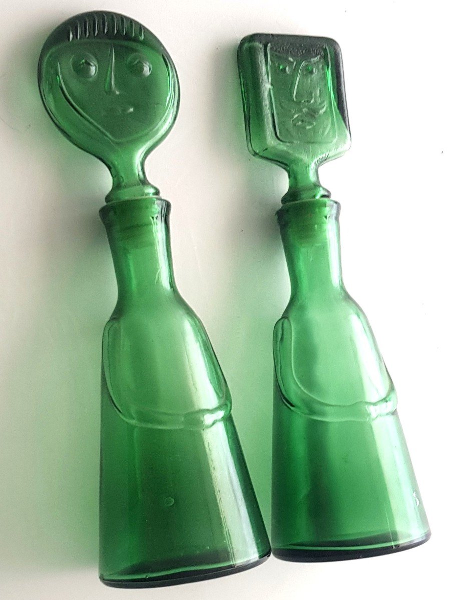 coppia di bottigliette antropomorfe di Neiman Marcus nello stile di Erik Hoglund per Kosta Boda