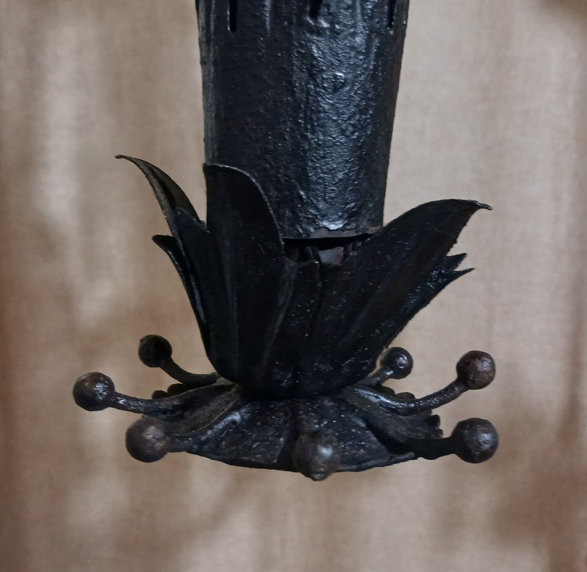 Lampadario in ferro a 12 luci di stile Brutalist-photo-1
