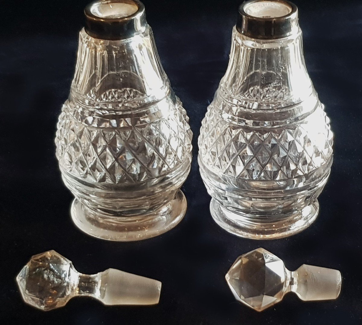 coppia di ampolle antiche, flaconi in cristallo molato a punte di diamante-photo-4