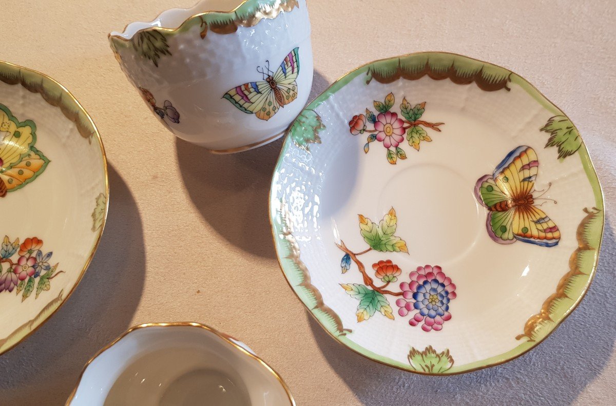 set di 2 tazze da caffè e 1 piccola lattiera in porcellana Herend Queen Victoria-photo-3