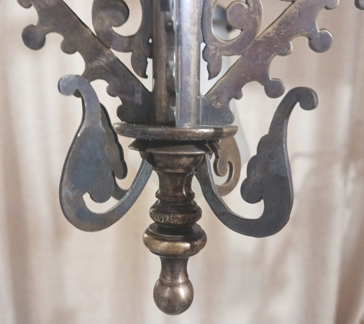Lampadario in bronzo in stile Neorinascimento-photo-3