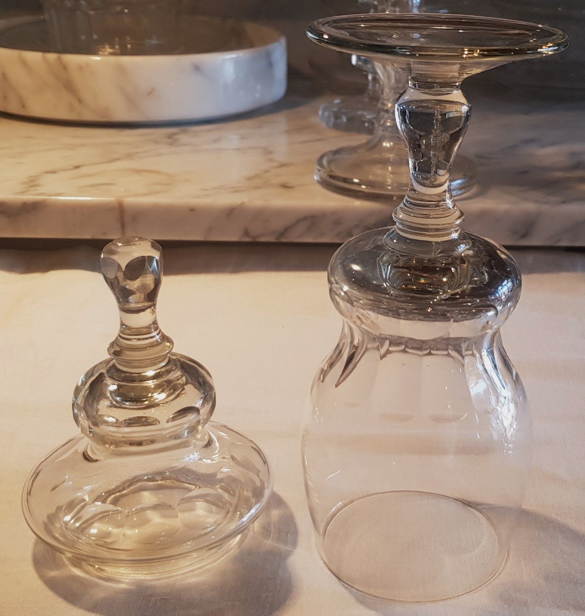 Coppia di antichi vasi con coperchio in cristallo-photo-4