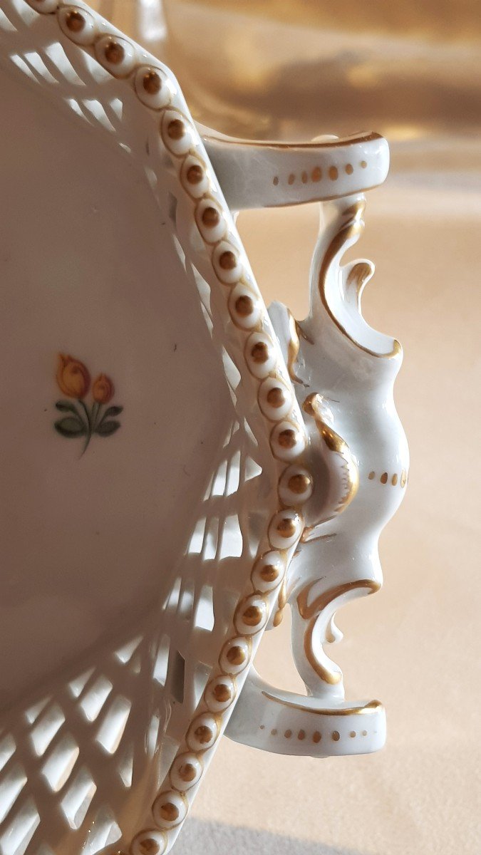 Antico cestino in porcellana traforata Nymphenburg-photo-1