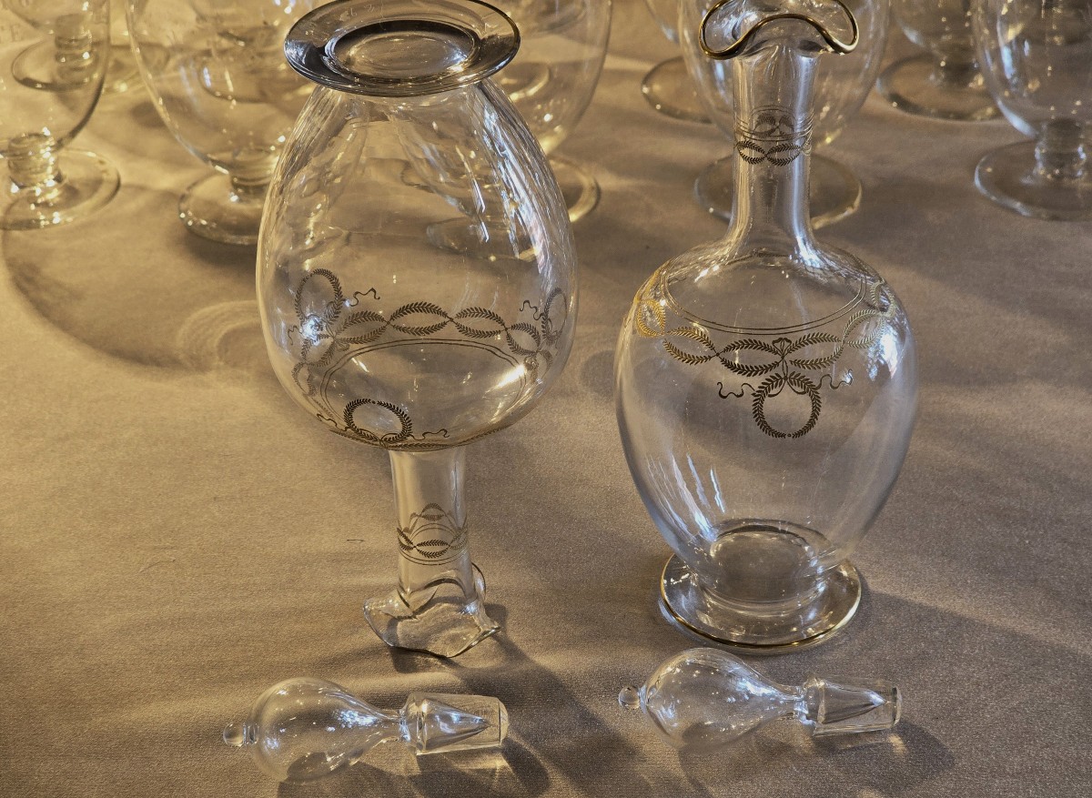 Coppia di piccole bottiglie da liquore antiche  in cristallo Baccarat modello Byzantine dorato.-photo-5