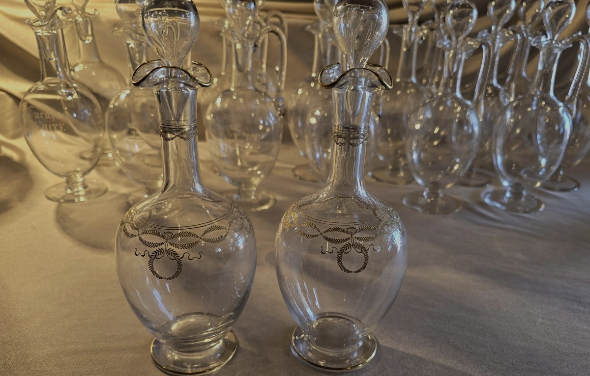 Coppia di piccole bottiglie da liquore antiche  in cristallo Baccarat modello Byzantine dorato.-photo-8