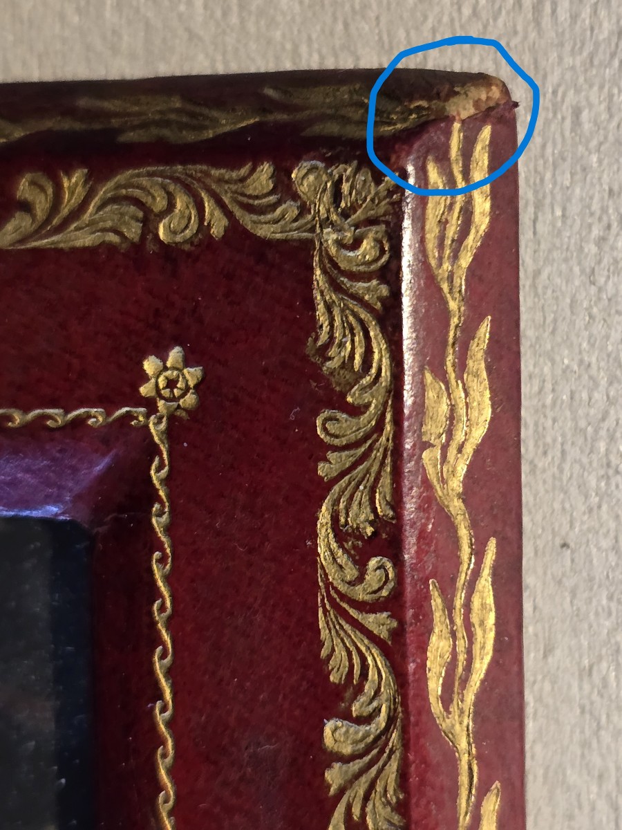 Antica cornice da tavolo in carta ad imitazione pelle-photo-7