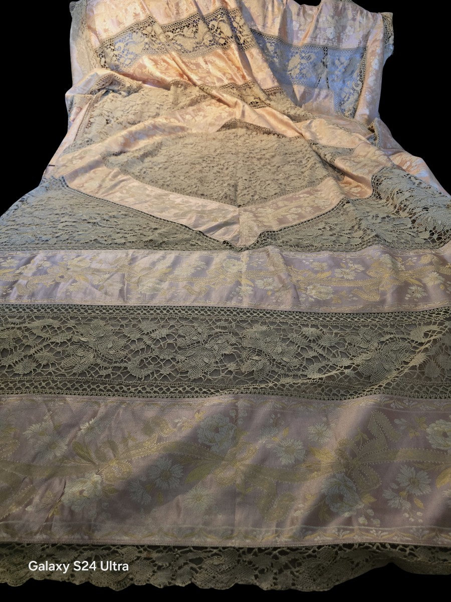 Grande copriletto Liberty in seta e pizzo, 280x270 cm-photo-2