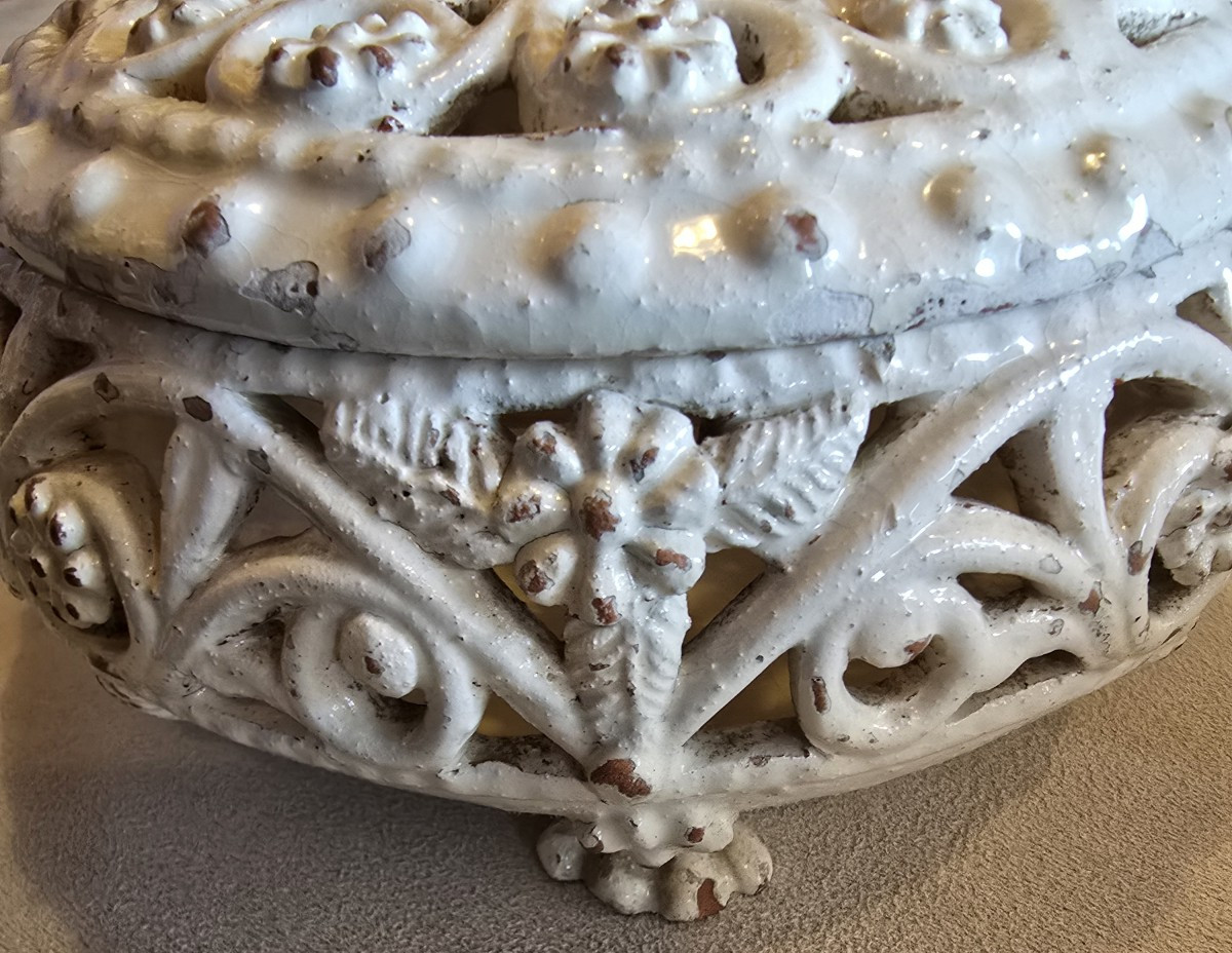 Lotto di tre antiche ceramiche traforate italiane-photo-3