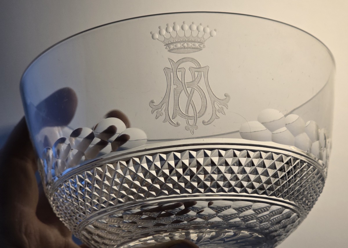 Lotto di 6 antiche coppe in cristallo intagliato con monogramma MB e corona di marchese