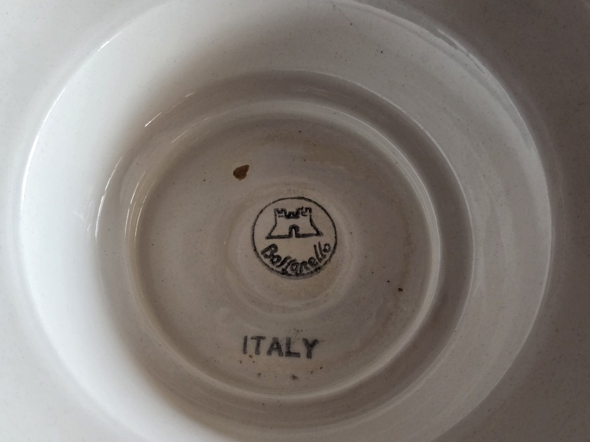 Centrotavola antico  in maiolica traforata Bassanello-photo-4