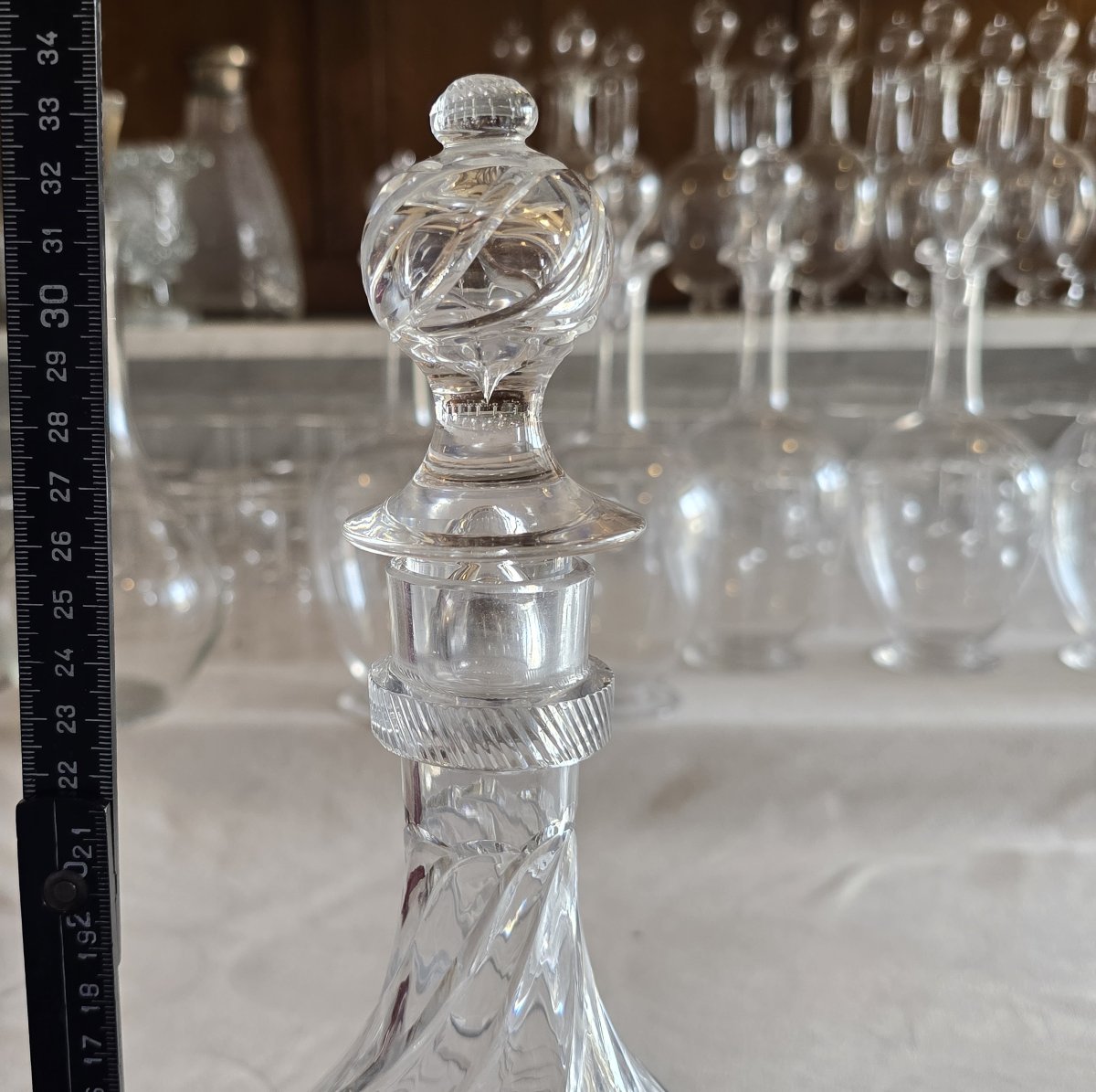 Antica bottiglia decanter in cristallo inciso, attribuita a Baccarat-photo-6