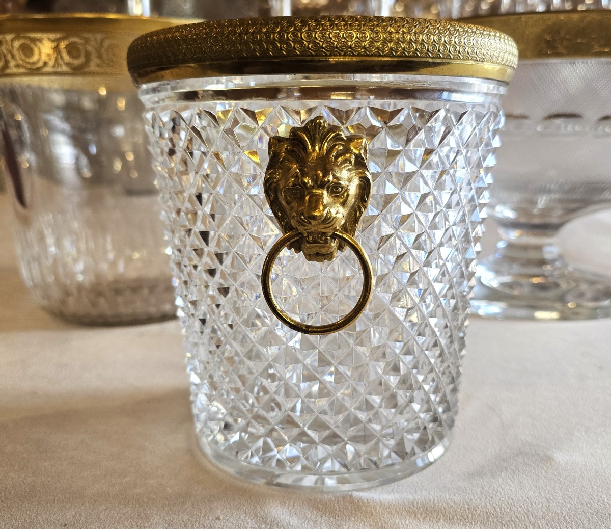 Antico secchiello champagne cristallo molato montatura bronzo dorato attribuito a Saint-Louis