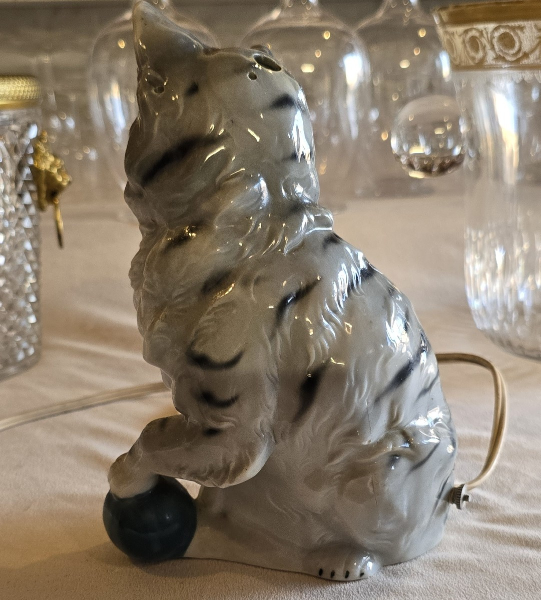 Antica lampada veilleuse in ceramica a forma di gatto.-photo-4