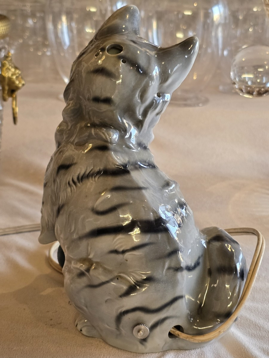 Antica lampada veilleuse in ceramica a forma di gatto.-photo-1