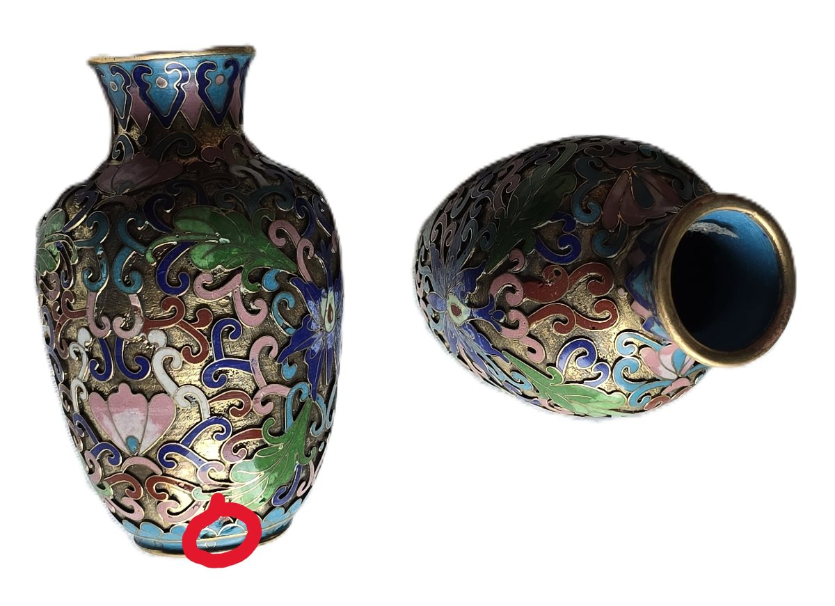 Quattro antichi vasi cloisonné in smalto policromo su struttura in ottone-photo-7