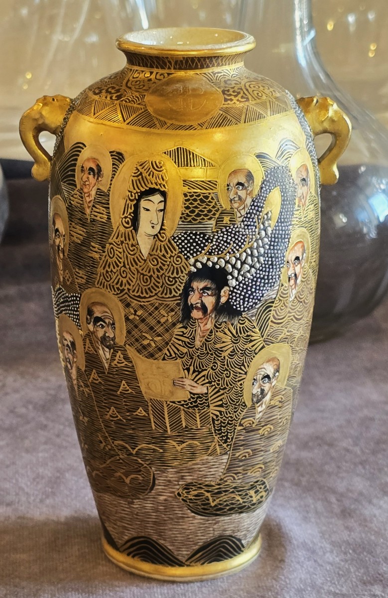 ancien petit vase japonais Satsuma èpoque Meiji–Taishō