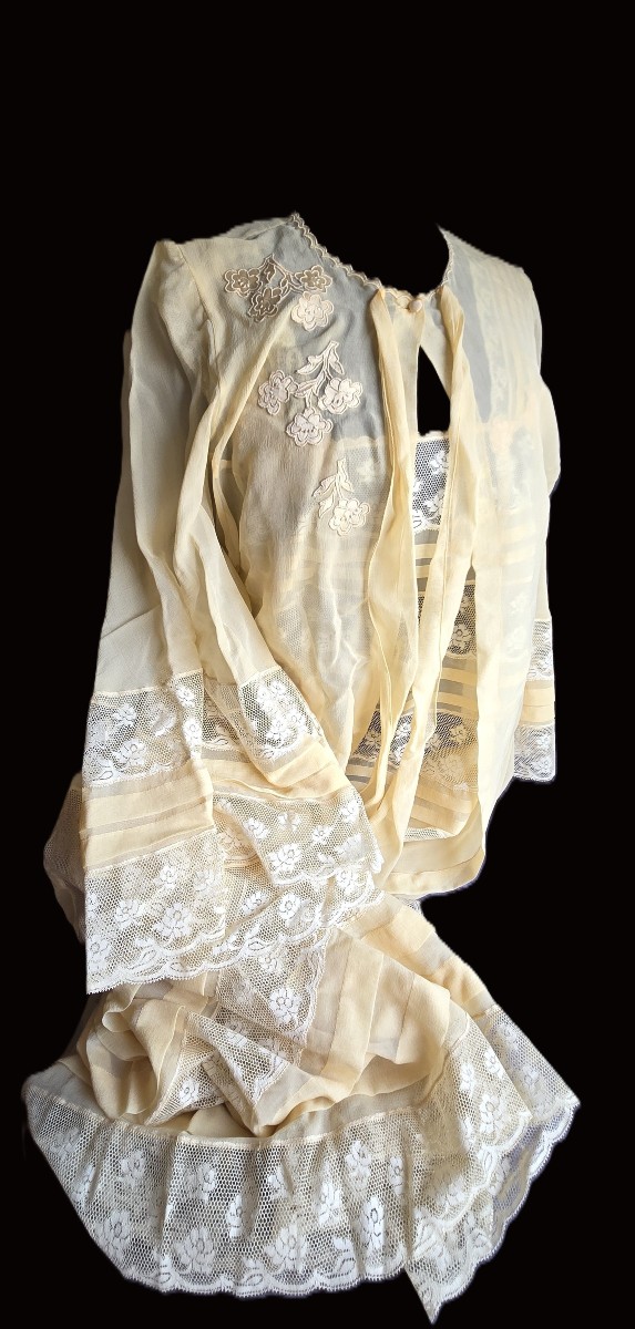 Completo vestaglia e camicia da notte in seta e trine-photo-4
