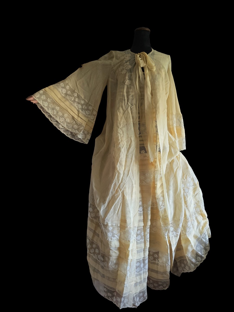 Completo vestaglia e camicia da notte in seta e trine