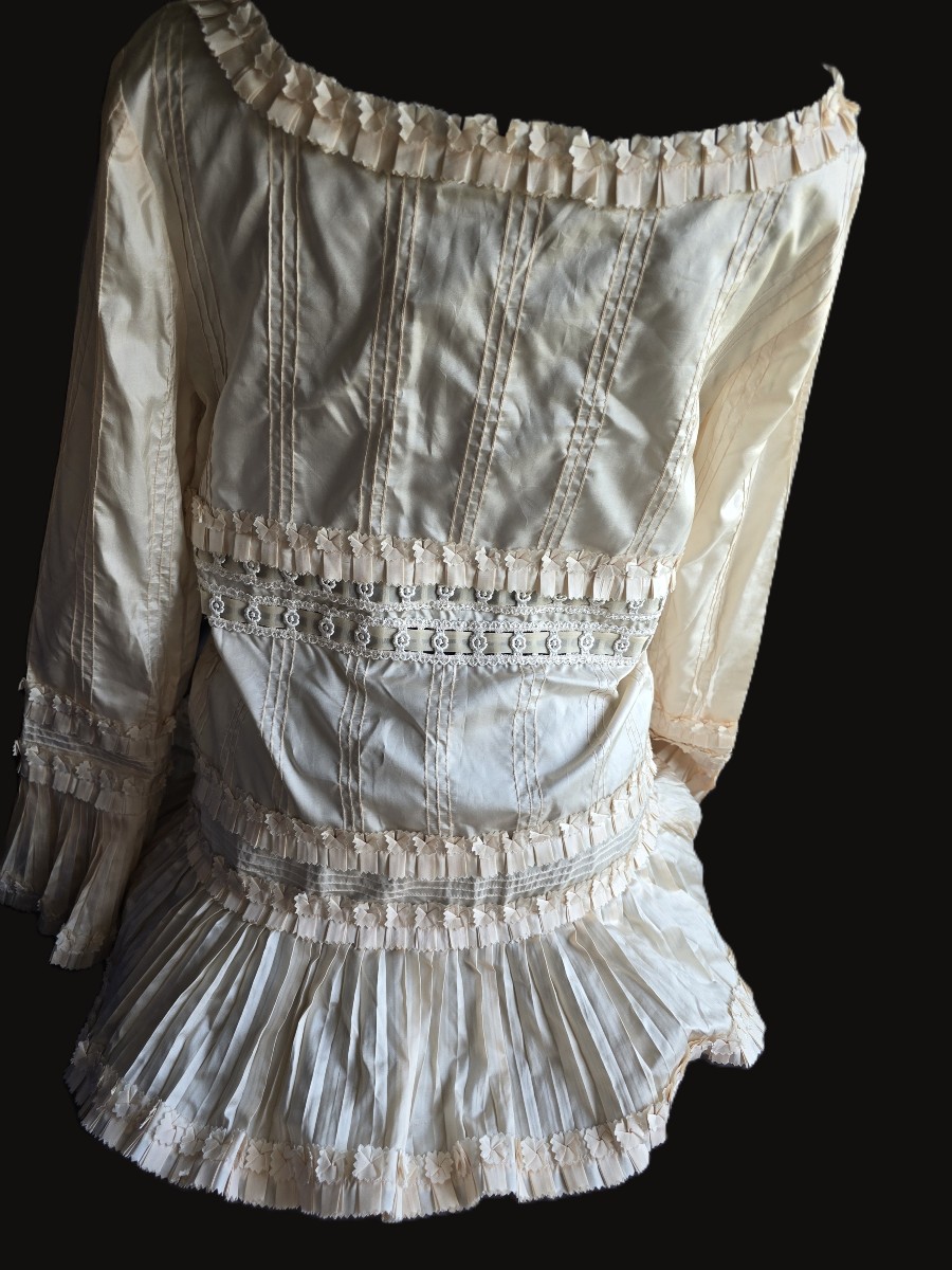 Camicia retrò in seta con applicazioni di pizzo-photo-3