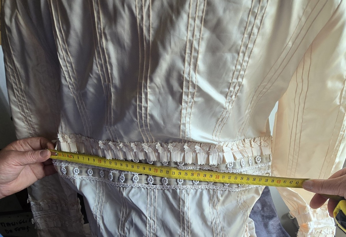 Camicia retrò in seta con applicazioni di pizzo-photo-7