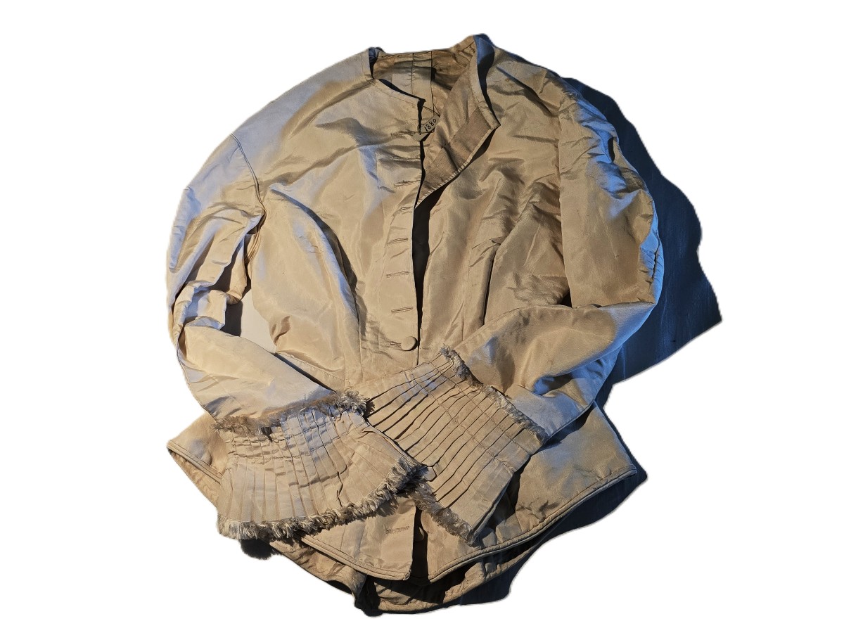 Antico corsetto da giorno in seta con stecche di balena, databile intorno al 1880-photo-2